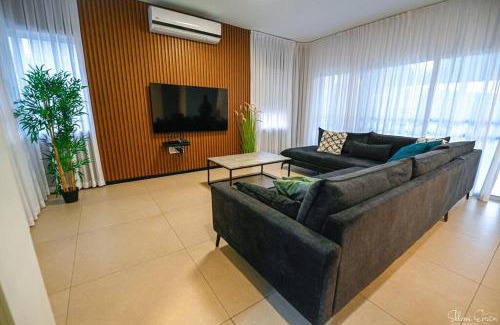 Migdal House | וילה ג'נסיס - וילה מהממת למשפחות עם בריכה פרטית מחוממת ליד הכנרת