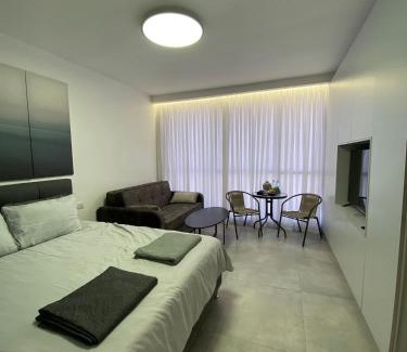 Netanya Apartment | חוויה בכיכר