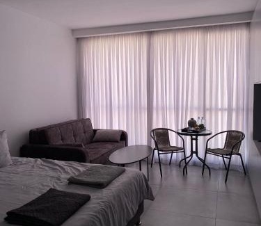 Netanya Apartment | חוויה בכיכר