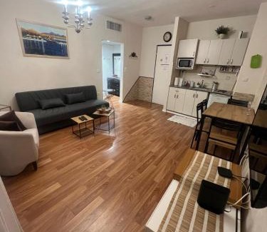 Caesarea Apartment | יולי גולף