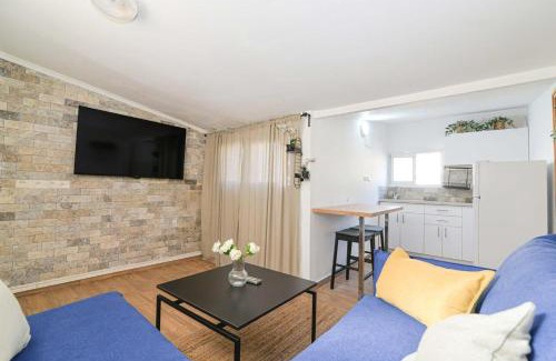 Hadera Apartment | פינה ליד הים