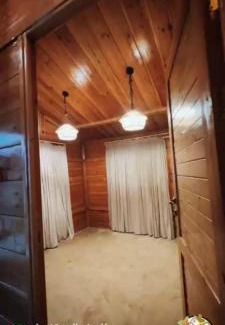 Mizail Cabin | اكوخ في مزرعة بساتين اللوز