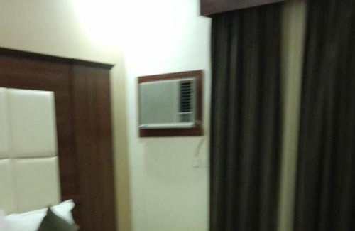 Yanbu Apartment | تلال الورد للشقق المخدومة