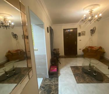 As-Sayidah Zaynab Apartment | شارع حسين حجازي متفرع من شارع الفلكي عند ماموريه الضرايب العامه