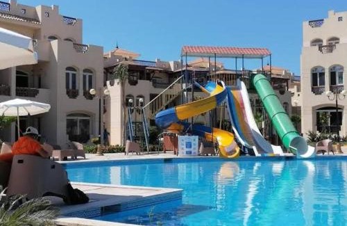 Al-Burulus Apartment | شالية للايجار فارما بيتش ريزورت
