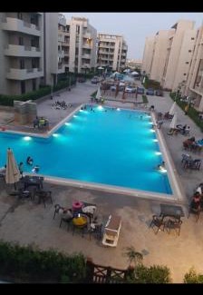 Borg el Arab Apartment | شاليه للايجار 3 غرف مكيفات بقرية جراند هيلز الساحل الشمالى بإطلاله مباشره على البول
