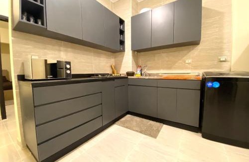 Ad-Dab'ah Apartment | شقة أرضي بحديقة وبسين لاسيرينا الساحل