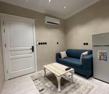 Al-Safa Apartment | شقة فندقية فاخره بموقع مميز