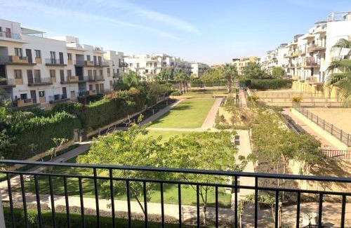 Sheikh Zayed City Apartment | شقة مفروشة للايجار اليومي في الشيخ زايد كمبواند بيفرلي هيلز رقم الهاتف صفر صفر اتنين صفر واحد واحد صفر اتنين اربعه ثلاثه صفر 222