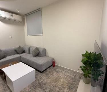 Buraydah Apartment | شقق كورال