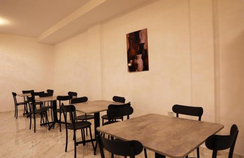 Houmt Souk Hotel | فندق المزوار