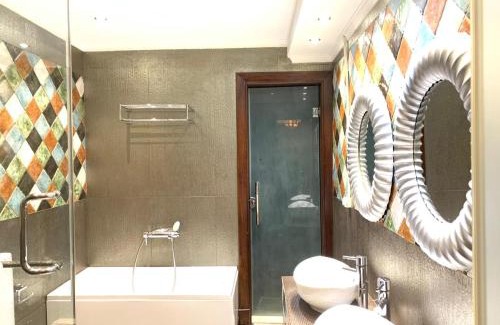 Sheikh Zayed City Villa | فيلا فندقية بحديقه داخل كمبواند ويستاون بيفرلي هيلز الشيخ زايد بسعر مميز