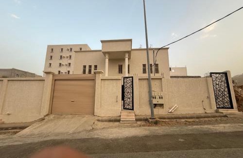 Al Bahah Apartment | وتين للشقق المفروشه