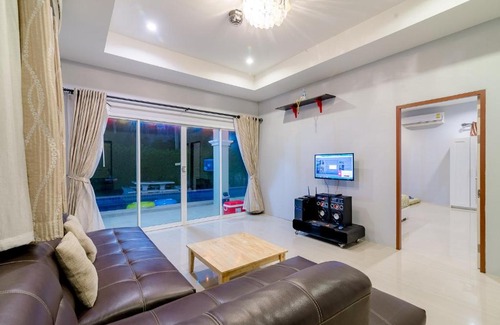 Hua Hin Villa | กรีนที หัวหิน พูลวิลล่า Green Tea Hua-Hin Poolvilla