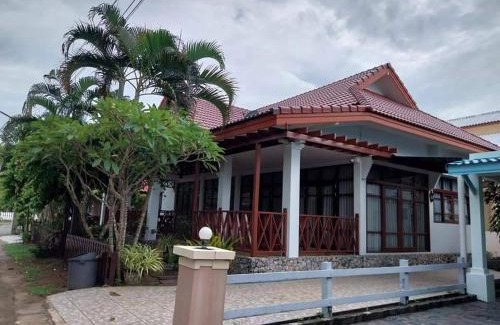 Chakphong House | บ้านทรายแก้ว