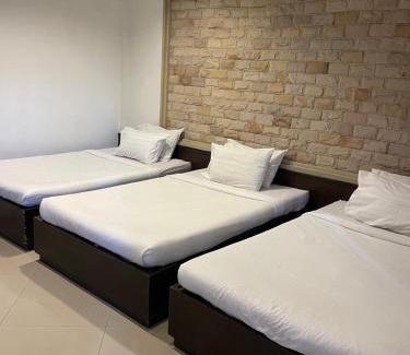Si Thep Hotel | พิชชาวรี รีสอร์ท