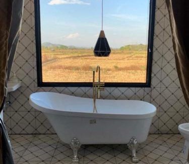 Song House | ริมยมรีสอร์ท