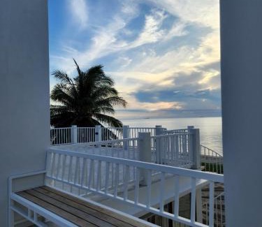 Khanom Hotel | เดอะซีน คาบาน่า บีช รีสอร์ท ขนอม The Scene Cabana Beach Resort Khanom