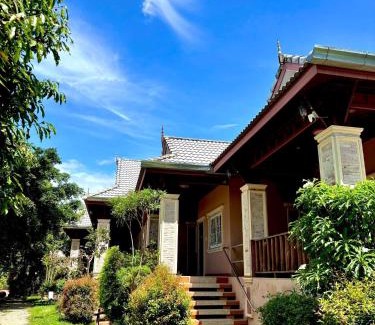 Si Kham Resort | เฮือนฮิมน้ำ รีสอร์ท