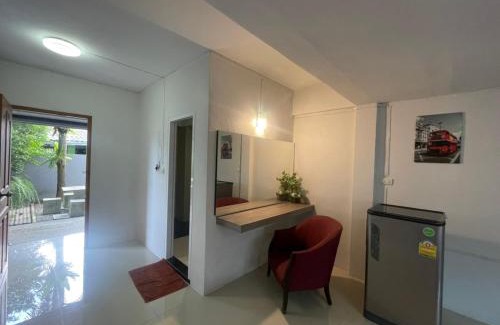 Pak Nakhon Hotel | โกอิ้งแกรนด์