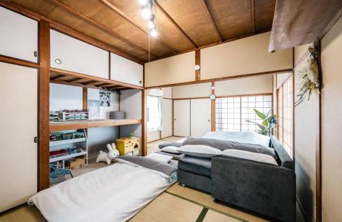 Ayauta Cho Kurikuma-higashi Apartment | くりくまのいえNostalgic JPN House cottage 2BDR