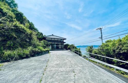 Otsuki House | ぽつんとオーシャンビューでバーベキューも出来る1日1組貸切宿カゴヤブハウス