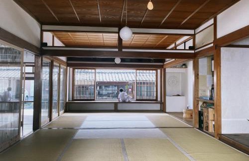 Konan House | まるとしかく