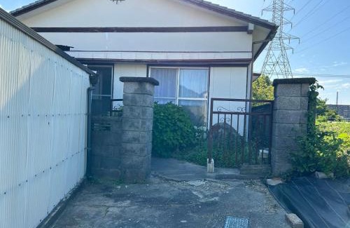 Mikawamachi House | アルピエm 敷地内無料駐車場2台分 置き型無料Wi-Fiあります 平屋瓦屋根の日本家屋