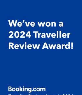 Izunokuni House | ゲストハウス+カフェわ １日１組限定！ 築１００年の農家の古民家で宿泊体験、薪でお風呂沸かせます。焚き火もできます。