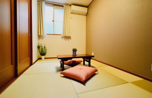 Higashikujo Kitakarasumacho Apartment | 京都佳月民宿
