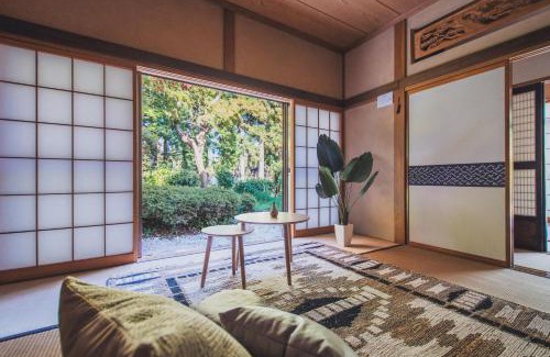 Sado House | 佐渡古民家一棟貸切 Active Art Hotel 日本庭園 佐渡アート