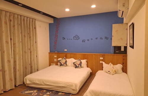 Ji'an House | 南海凱歌民宿獨棟庭園別墅 1烤肉打牌歡唱 2寵物友善 3聰明包棟-依人數提供相對應床位及房間數4近市區東大夜市