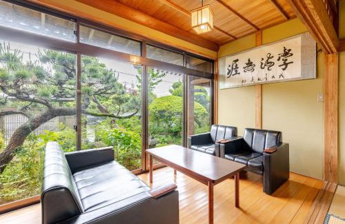 Dazaifu Apartment | 太宰苑 Dazaien