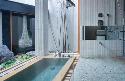 Shijo Apartment | 季楽 京都 凛葩 Kiraku Kyoto Rinpa