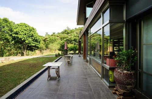 Shuangxi District Bed & Breakfast | 小鳥敲門 Bird Villa