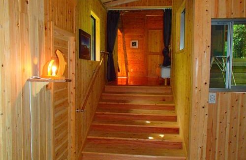 Yakushima House | 屋久島コテージ対流山荘