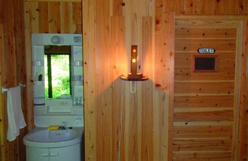 Yakushima House | 屋久島コテージ対流山荘