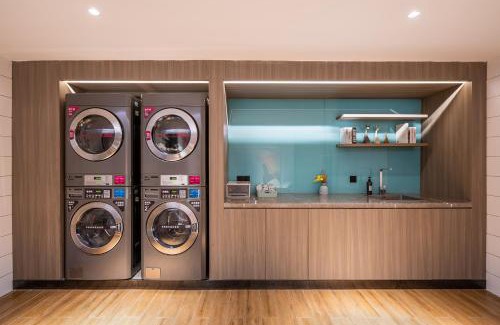 Binjiang Hotel | 杭州滨江奥体中心桔子水晶酒店