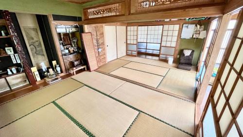 Nichinan House | 格安素泊まり一軒家年配女性管理人在喜望の里コンビニ徒歩5分南郷駅車で4分