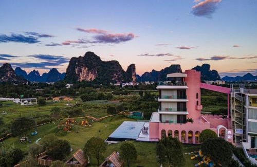 Ten Mile Gallery Hotel | 桂林阳朔良宿 LS Hotel Liangsu Yangshuo