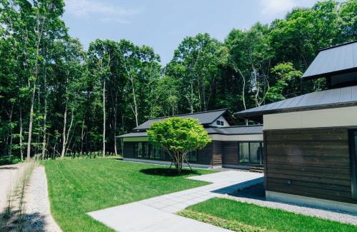 Atsuma Hotel | 森のオーベルジュ 三 みつ - 旧 森厚真hotel CHUPKI -