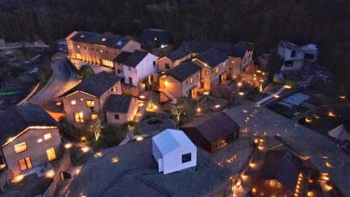 Tonglu County Hotel | 流云乡墅