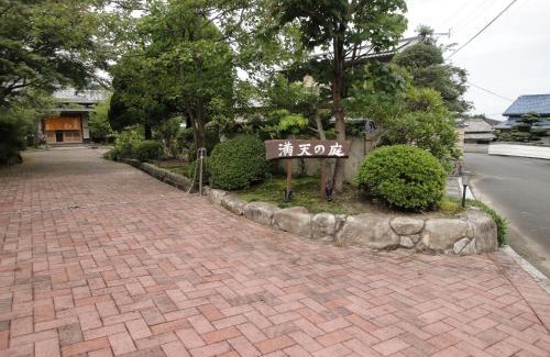 Kurume Villa | 満天の庭 Manten-no-niwa