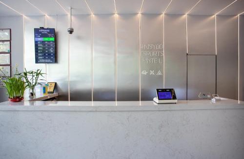 Pudong Hotel | 网鱼电竞酒店上海新国际博览中心店