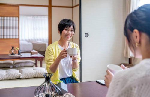 Minamikawachi District Apartment | 自然豊か棚田百選の棚田・道の駅・金剛山登山・釣り・ゴルフに便利/8名宿泊可広々一軒家/無料駐車場