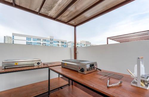 Central Pattaya Villa | 芭提雅中心区独栋泳池别墅5卧6卫3厅KTV鱼池billiards烧烤芭提雅海滩步行街500m双条车