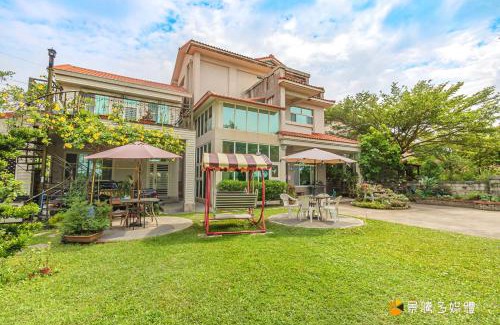 Gongguan House | 苗栗公館聚福居民宿