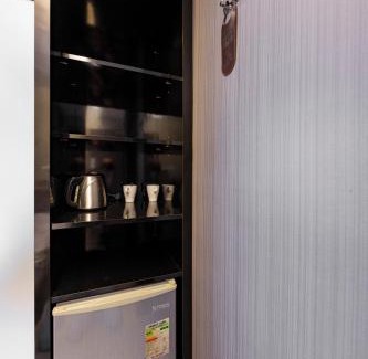 Yau Tsim Mong Hotel | 薈棧賓館 Blooms-bury inn