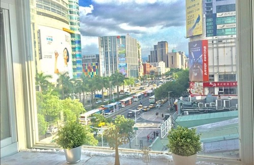 Ximending House | 近西門町捷運站走路只要三分鐘，獨立套房，西門町商圈