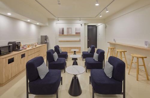 West Central District Hotel | 逸居文旅